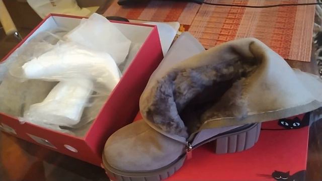 Новые сапоги. В поисках ухода. Покупки.
