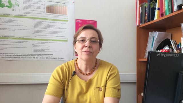 Наталья Михайловна Калмыкова поздравляет выпусников ЭФ 2015