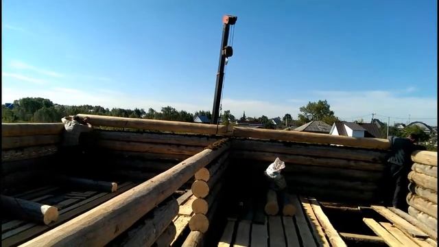 ЯСТРОЮДОМ.РФ - Сборка сруба - второй этаж
