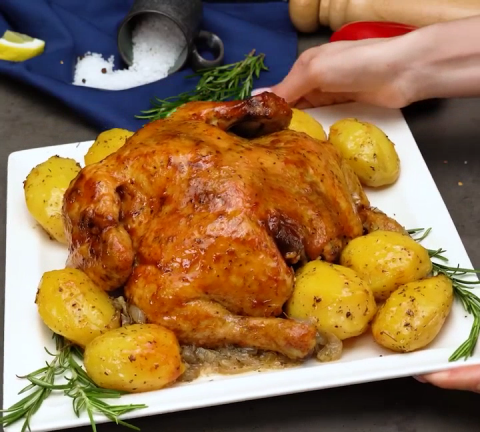 Знаменитый рецепт курицы по-французски, собравший миллионы просмотров