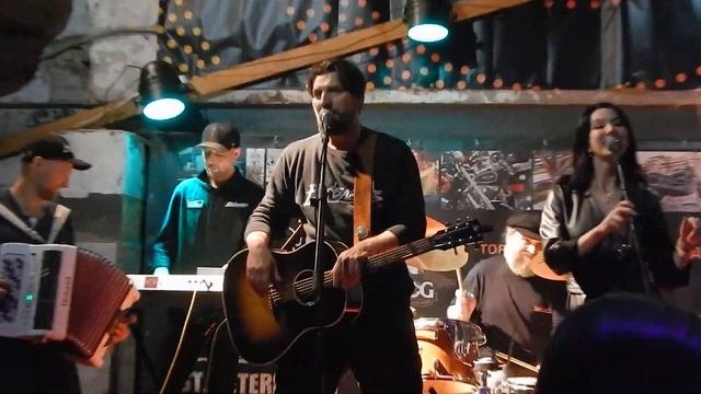 Александр Устюгов и ЕKIBASTUZ - Настоящая любовь 250921 СПб