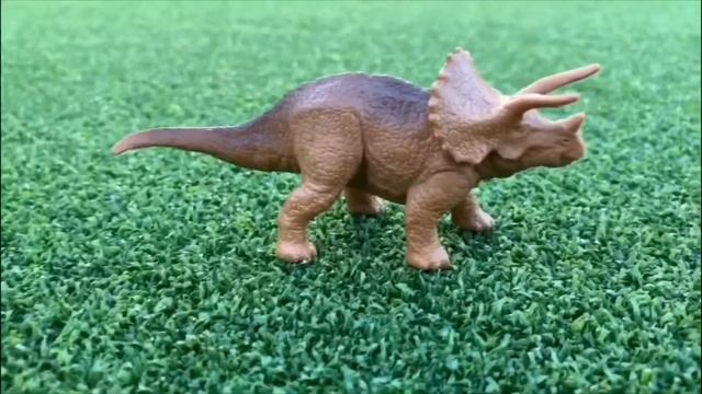 NEW Jurassic World Toy Hunt - I Visited 5 Shops  Found New Jurassic World Spinosaurus  Stegosauru