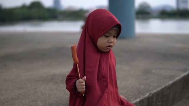 Sony A6400 + Sigma 30mm f1.4 Video Test
