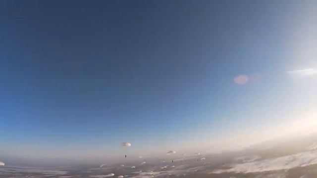 Десантирование из самолета Ил-76 от первого лица POV _ paratrooper _