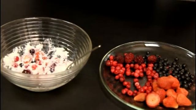 Сублимированный творог с ягодами