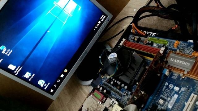 Ga-M55S-S3  AMD II x2 250  4GB ddr2 800MHz prodaja