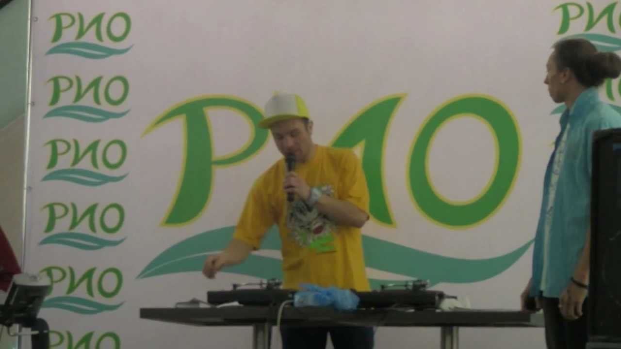 Good Foot в ТРЦ РИО - Magic dance (17:53 28.12.2012)