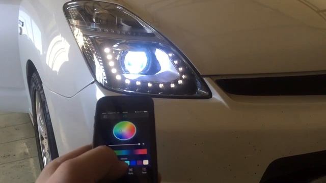 Custom headlight prius 20 bi led koito and hella drl