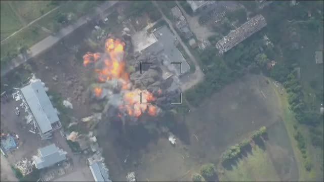 второй мощный удар ФАБ-3000 в Липцах Харьковской области
