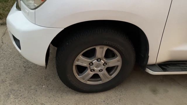 Tow Vehicle - Toyota Sequoia 5.7