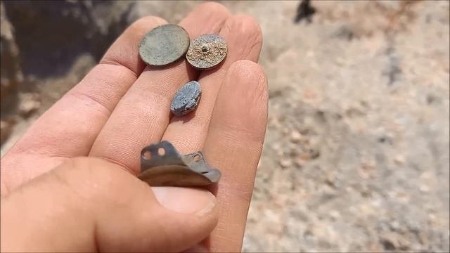 Земля прячет много интересного! Второй день поиска на забытой всеми деревне!