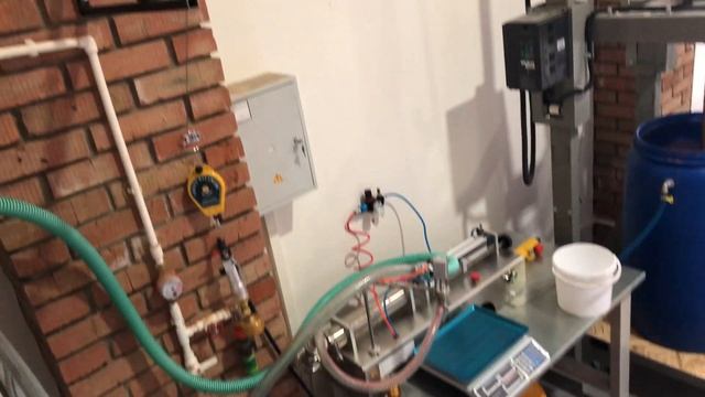Процесс приготовления грунтовки SinPro компании ООО НПО Синтез Про