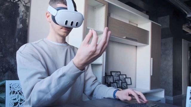 Meta Quest 3 -  va fi Apple Vision Pro pentru bugetari ?