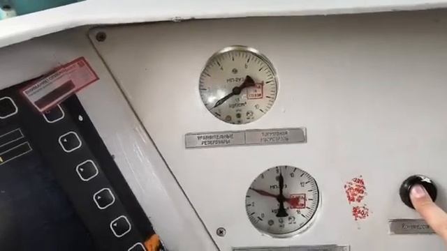 Электровоз 2ЭС5К(3ЭС5К) кран машиниста усл№130, приёмка и смена кабины управления.