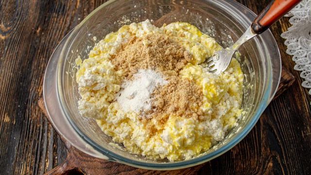 Творожная запеканка с миндальной мукой