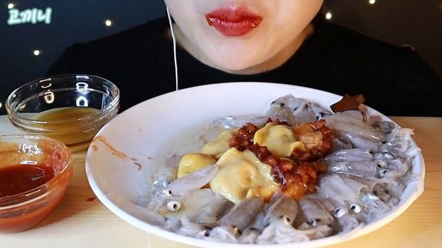 ASMR BABY SQUID, BEKA SQUID, SEA SQUIRT 🌝 호래기회, 꼴뚜기회, 멍게 리얼사운드 먹방 Mukbang Eating Show