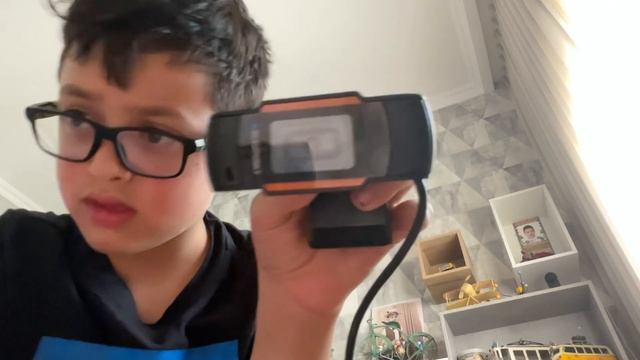 Что вы там не купили а да точно это же камера микрофон