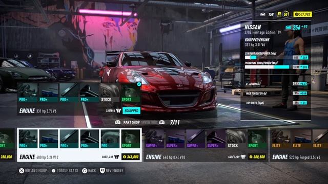 V12 370Z