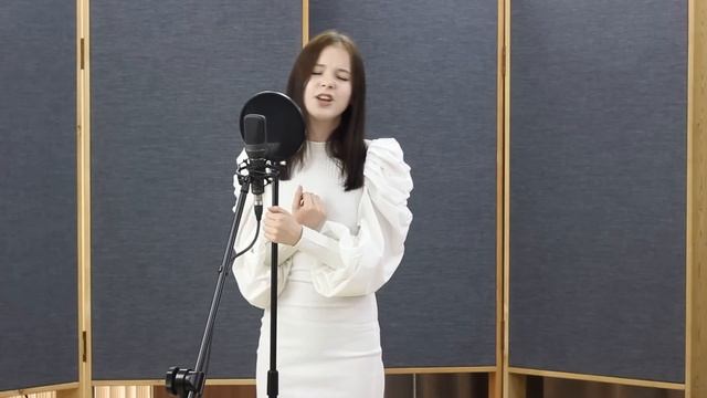 Данэлия Тулешова - Месяц Май / Кавер на песню Юлии Паршута
