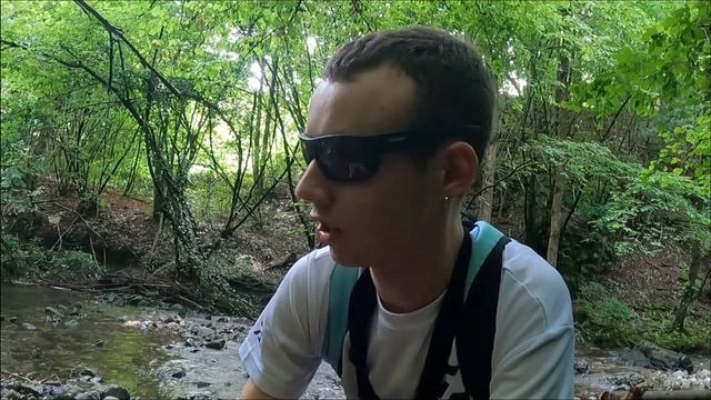 Come Pescare Trote a Spinning con BERKLEY GULP HONEY WORM in un ruscello CON POCHISSIMA ACQUA