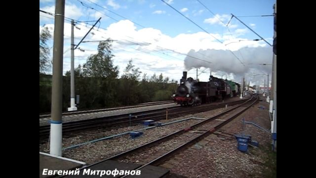 Паровозы на выставке посвящённой 175-летию железным дорогам России.