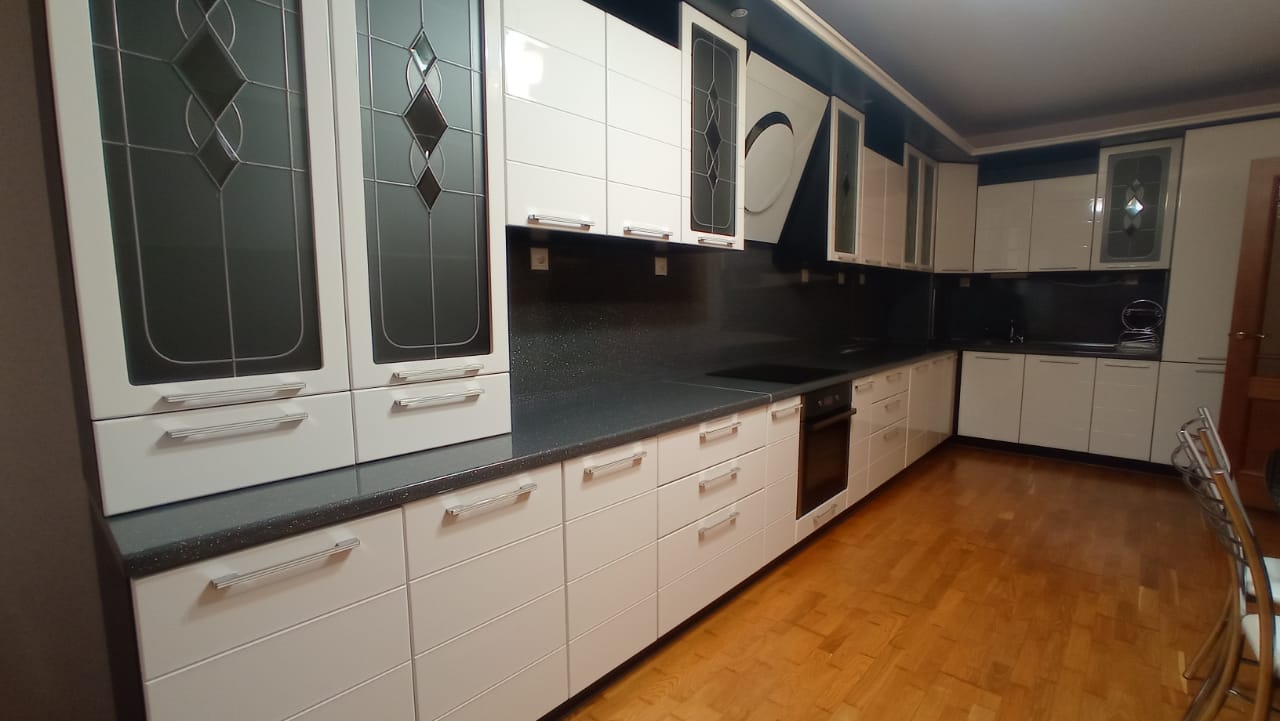 Сдается на длительный срок 2к.кв. ул.Бадаева 6к1 - 46т.  79697143636 Максим (вацап)