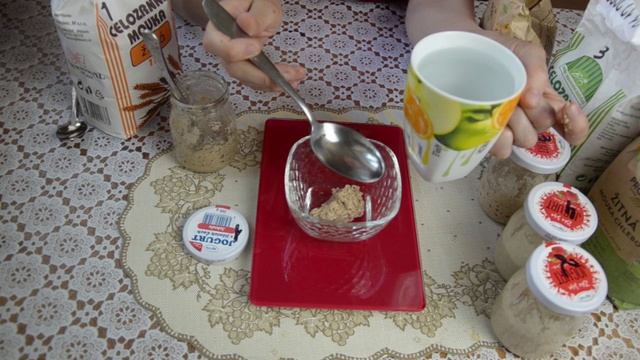 готовим закваску из ржаной муки.mp4