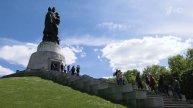 75 лет исполнилось знаменитому мемориальному комплексу в Трептов-парке в Берлине