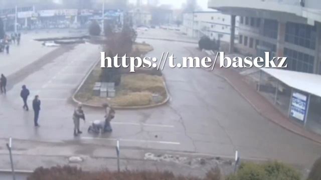 Видео с камер видеонаблюдения /  Аэропорт Алматы / Январские события 2022