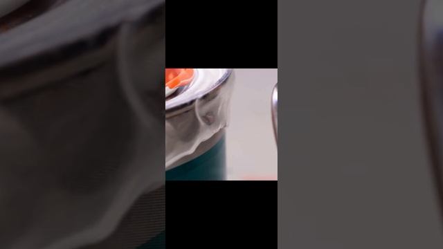 лайфхак/банка с краской #самоеинтересное #subscribe #подпишись