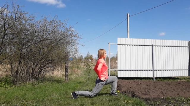 Три упражнения для разгрузки позвоночника на даче