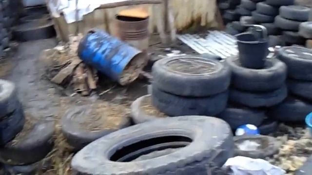 Пол сарая готово!