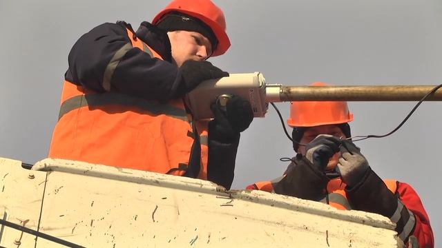 В ЦЕНТРЕ ГОРОДА МЕНЯЮТ УЛИЧНОЕ ОСВЕЩЕНИЕ