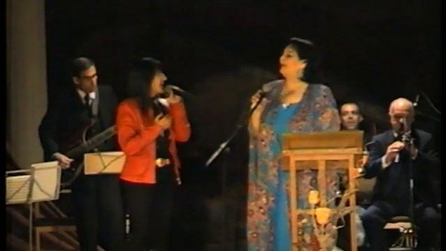 Ergahan Mane  Flora Martirosyan - Ampec korav lusnkan
