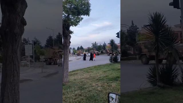 Переброска Турецкой военной технике ближе к месту где проходили антитурецкие демонстрации в Сирии