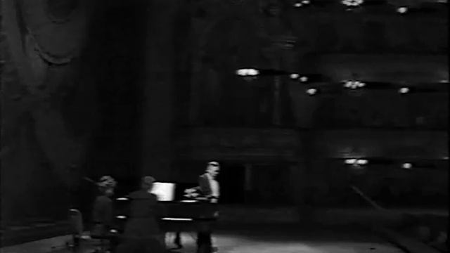 Nikolai Okhotnikov(bass)-Cavatina Rodolfo