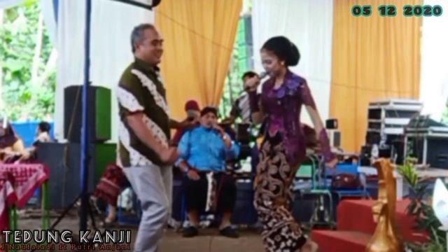 TEPUNG KANJI ~ J Naufaladi ft Putri Anjani