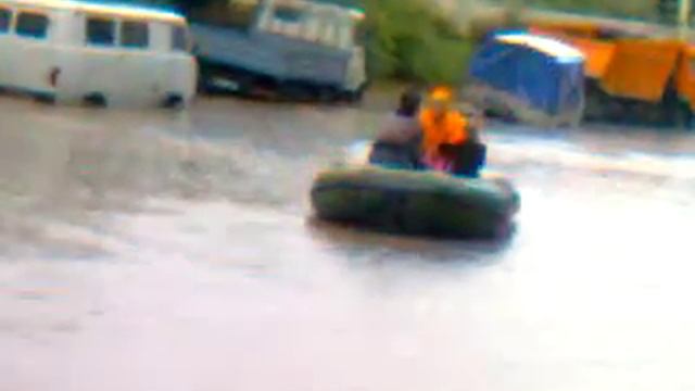 Потоп в Ростове-на Дону 09.09.11 - Левенцовка.mp4