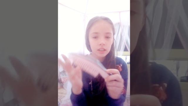 Как правильно ухаживать за волосами. Какая росчёска подходит для длинных волос.?❌✔️