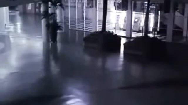 Что это? Упал ангел?