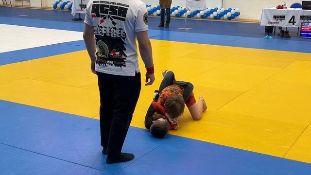 Fight BJJ NoGi/1-4 Final/Rock&Rolling19/Старостин Максим (R) Vs Фатун Тимофей/2013-2014/до 27 кг.
