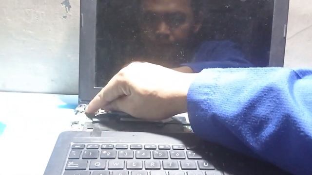 Ganti Baterai Asus X200M