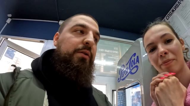 Тепер ми у Glovo: Шаурмяу атакують кур'єри | Випуск 17