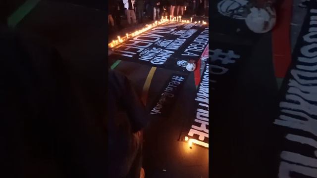 Aksi Solidaritas Bandung For Malang ( Menyanyikan Lagu Arema )