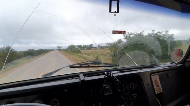 Rumo ao Ceará de volvo NL10