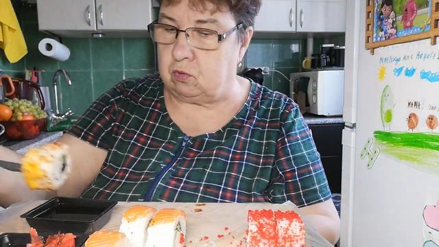 Мукбанг.
