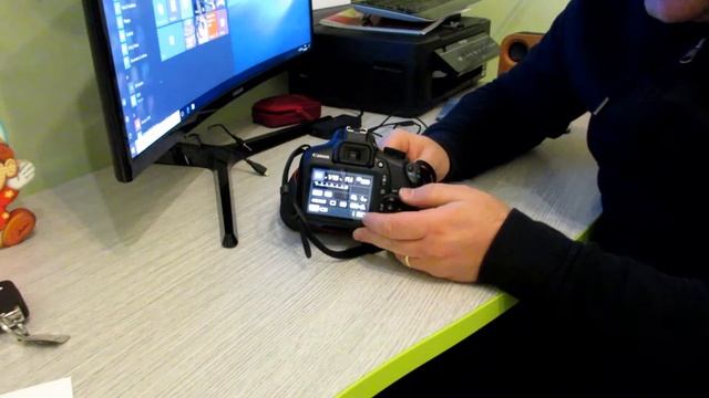 Unboxing e recensione Canon eos 1300d