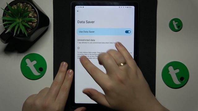 How to Enable the Mobile Data Saver Option on CHUWI HiPad Max
