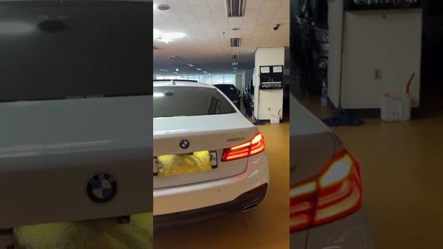 BMW 5 Series (G30) 520d M Sport Plus
Год выпуска: 2019.10
Объем двигателя: 2.0 лт
Топливо: дизель 
П
