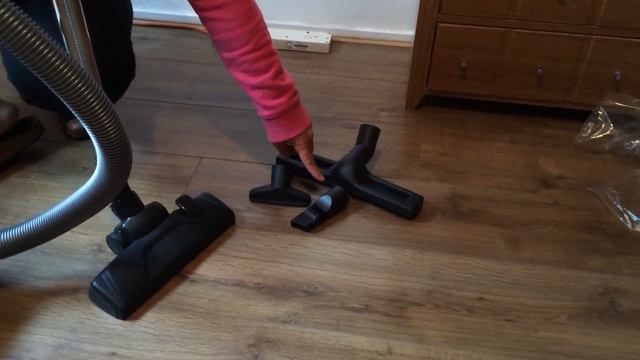 Zanussi cylinder vacuum cleaner ZAN1910UEL